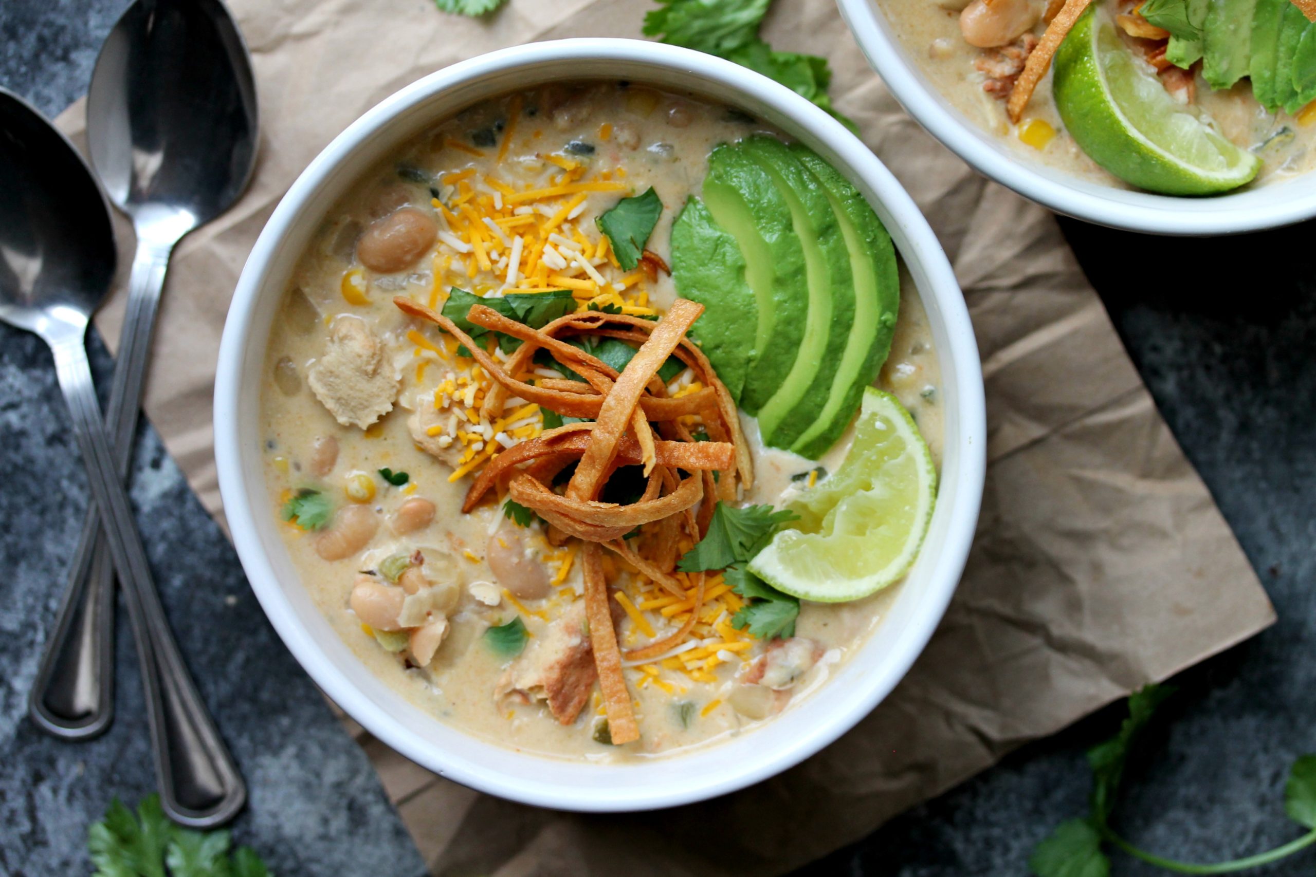 CrockPot White Chicken Chili - Easy, Flavorful and Healthy