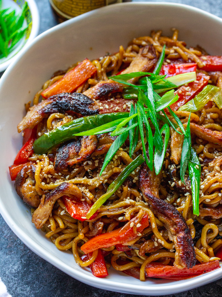 Peppered 'Beef' Stir Fried Noodles - Eat Figs, Not Pigs