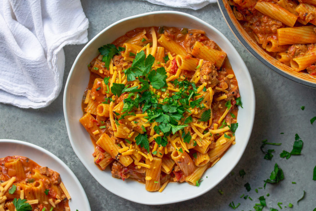 image of homemade cheesy hamburger helper