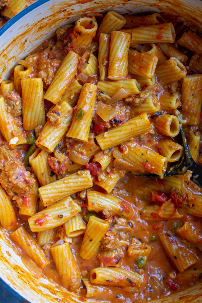 image of homemade cheesy hamburger helper